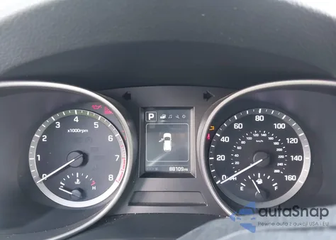 2017 Hyundai Santa Fe Sport 2.4L z USA, uszkodzony, nr VIN 5XYZU3LB6HG400354